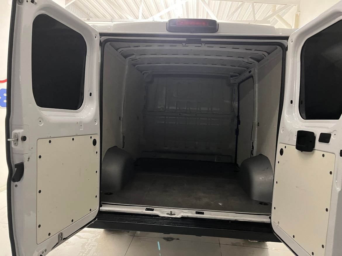 Fiat Ducato 2,2 Automat L1H1 2023, bild 5/6