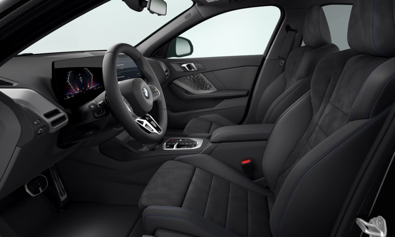 BMW 120 i M-Sport 2026, photo 3/4
