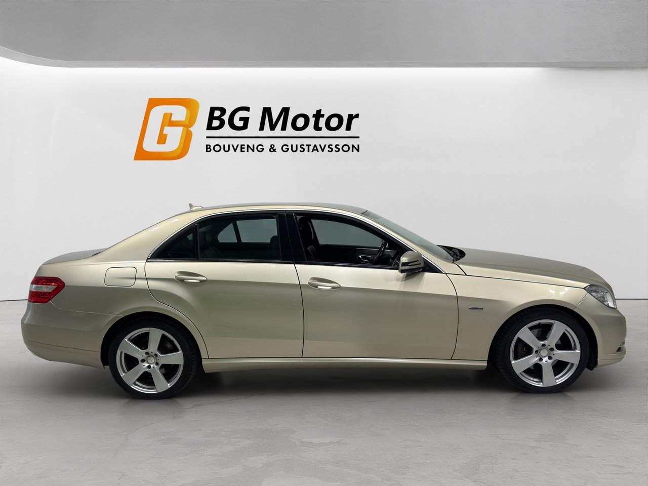 Mercedes-Benz E 200 CDI 136hk Drag/Nav 2012, bild 4/20