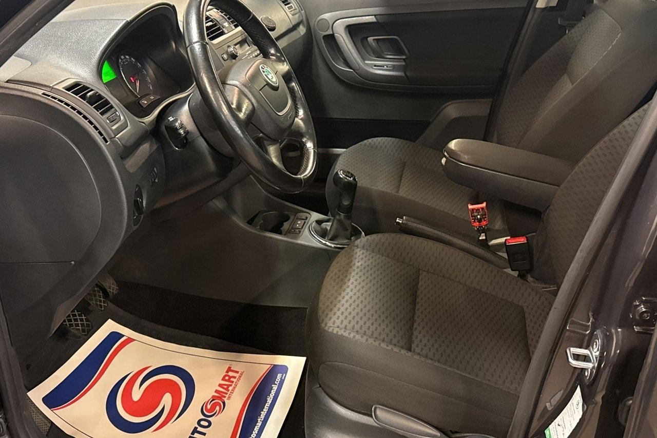 Skoda Roomster 2011, bild 6/10