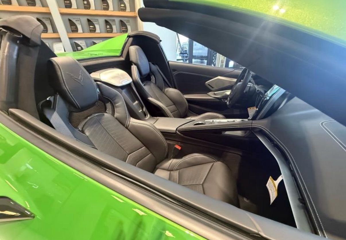 Chevrolet Corvette 2026, photo 2/2
