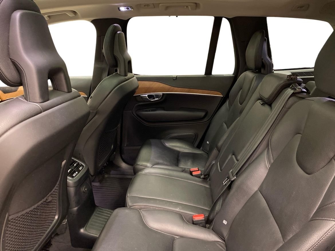 Volvo XC90 2022, photo 6/10