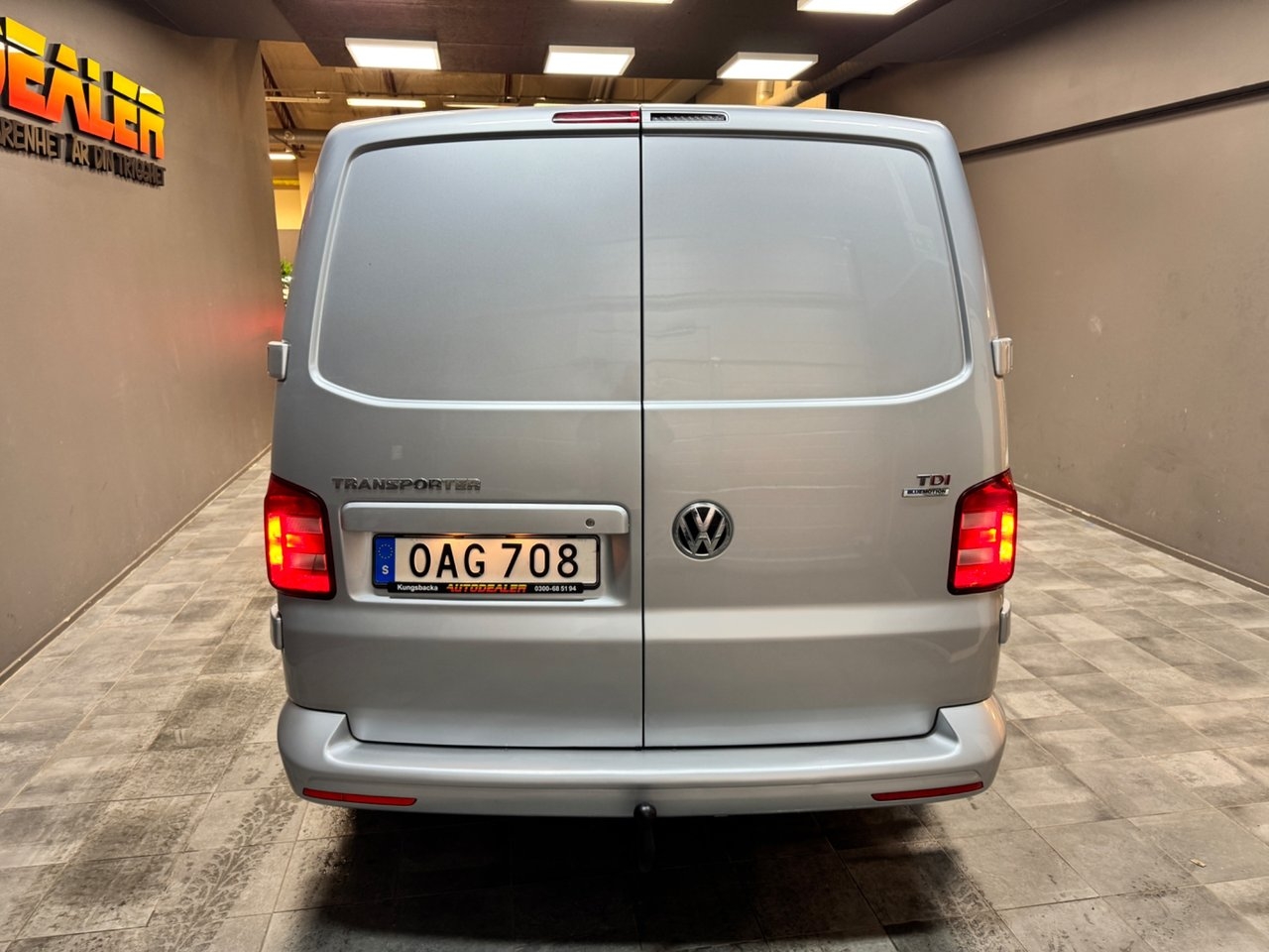 Volkswagen Transporter 2.0 TDI 2016, bild 4/10