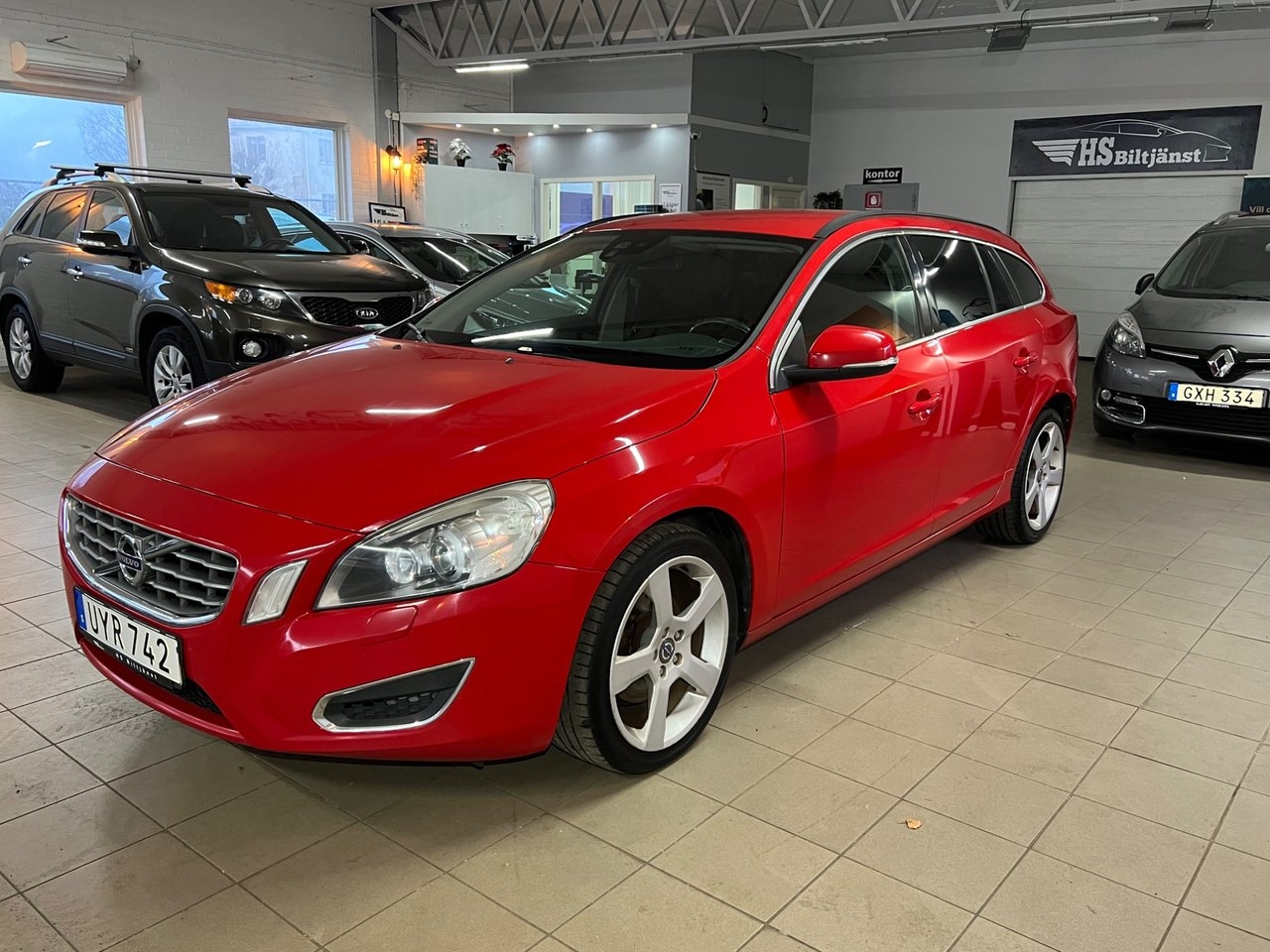 Volvo V60 D3 Momentum Euro 5 0kr kontant 2011, bild 3/10