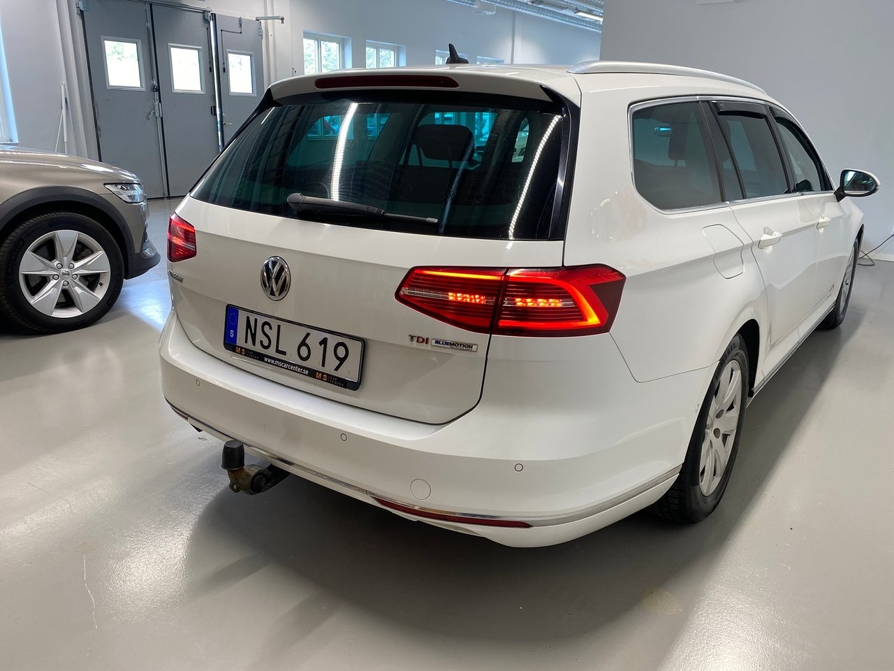 Volkswagen Passat 2015, kuva 7/10