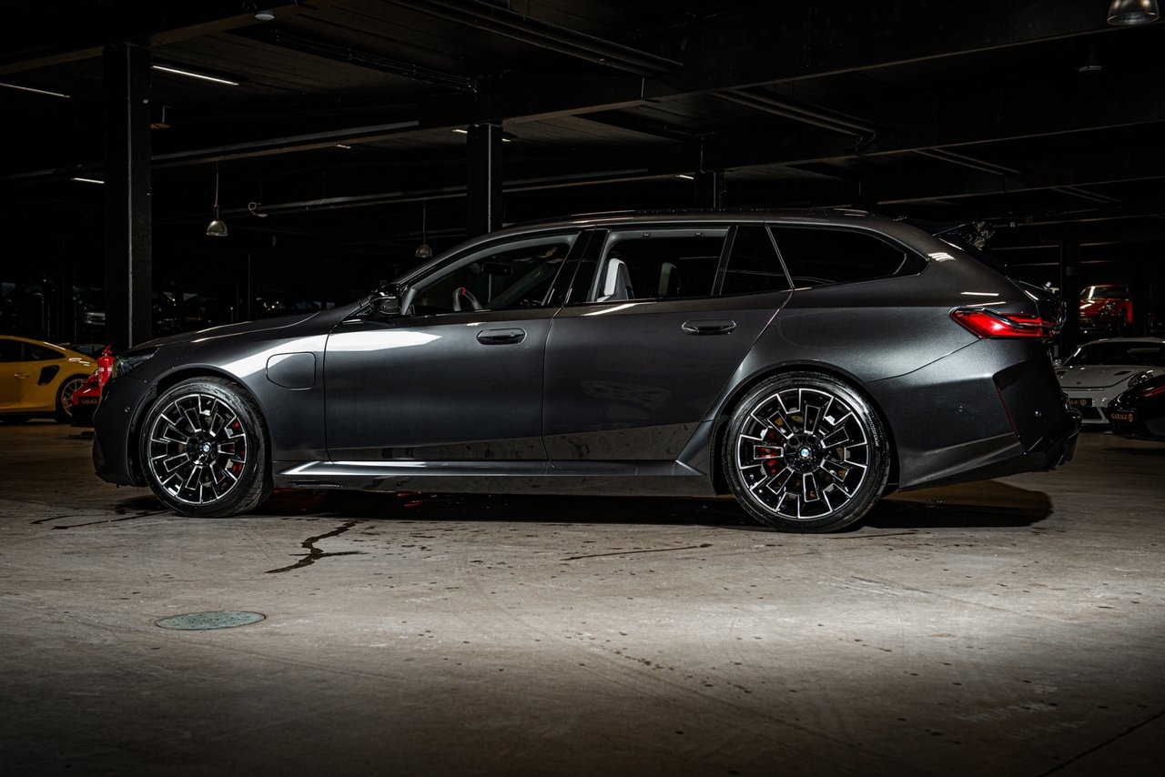 BMW M5 Touring / G99 / M Drivers Package 2025, bild 3/10