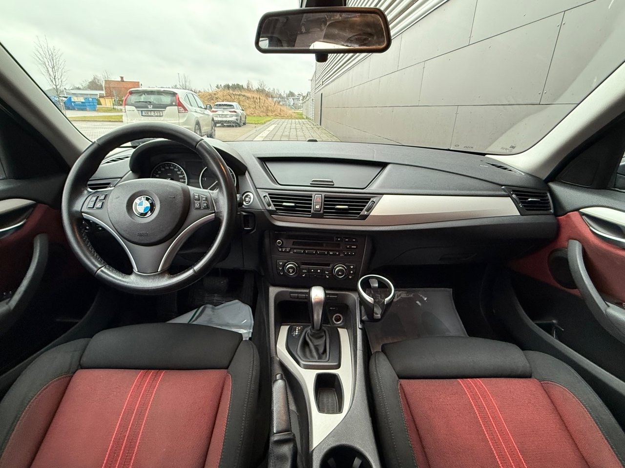 BMW X1 sDrive18d Steptronic Euro 5 2012, photo 7/10