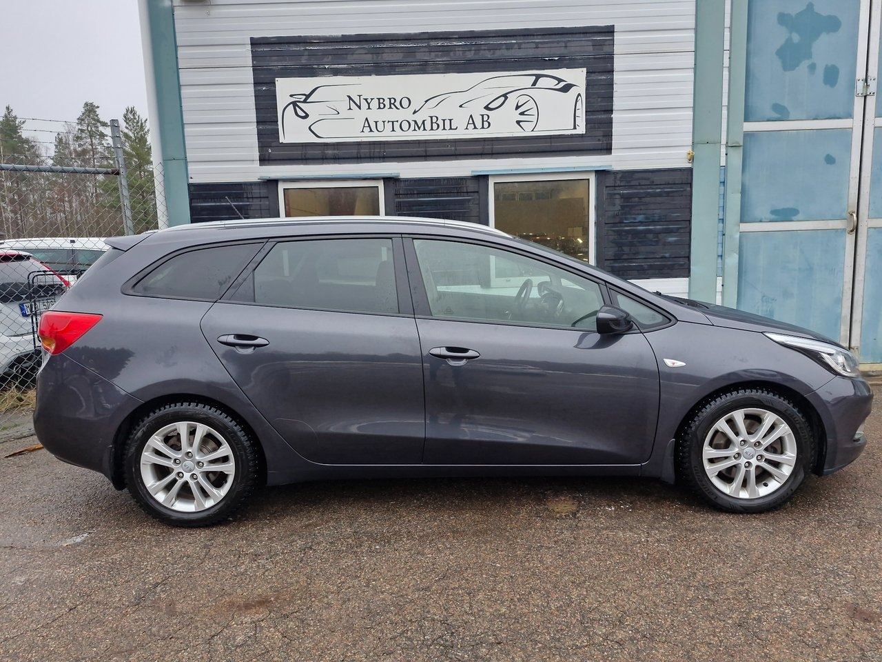 Kia Ceed 2014, bild 2/10