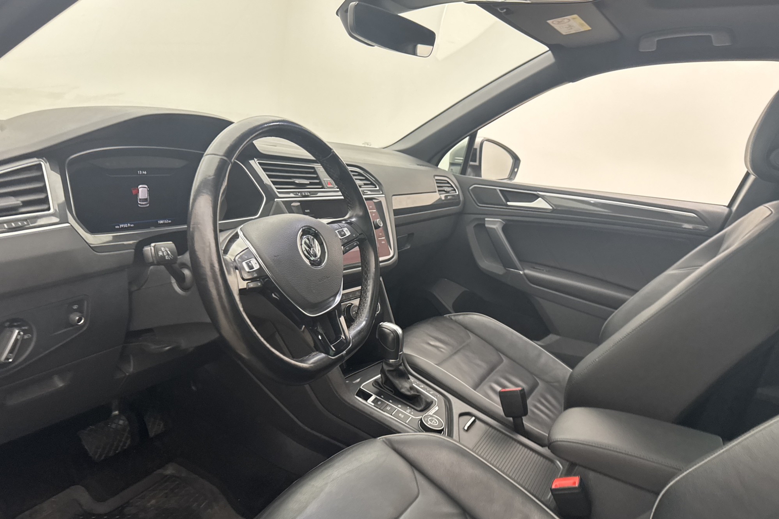 Volkswagen Tiguan 2018, bild 3/10