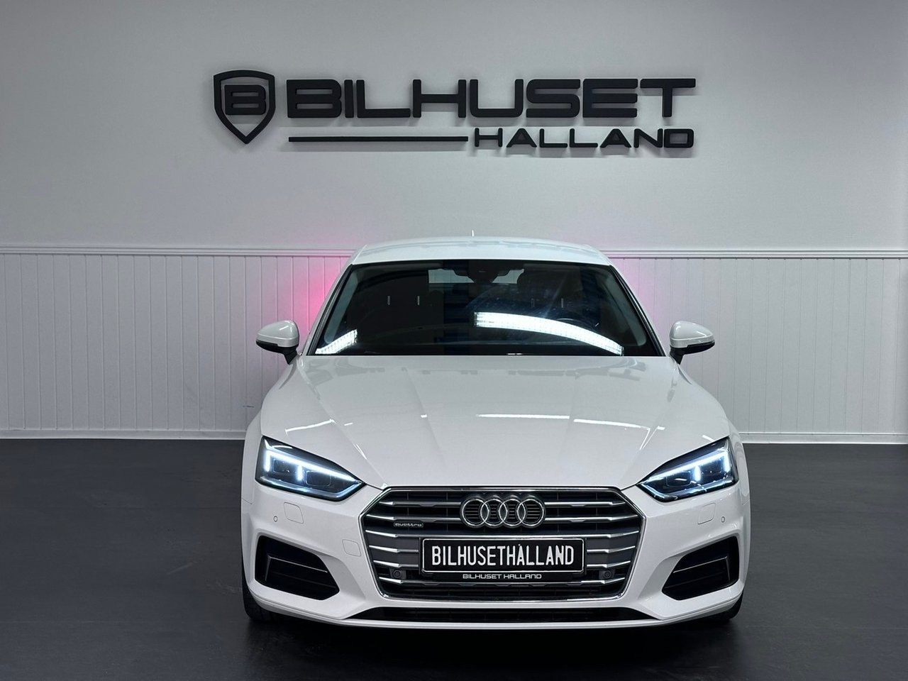 Audi A5 2019, bild 3/25