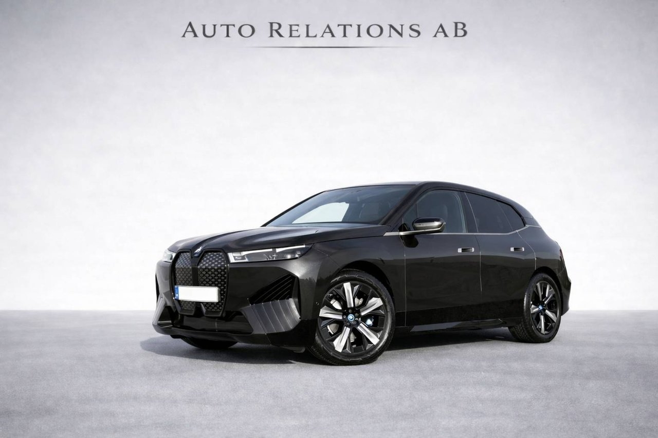 BMW iX