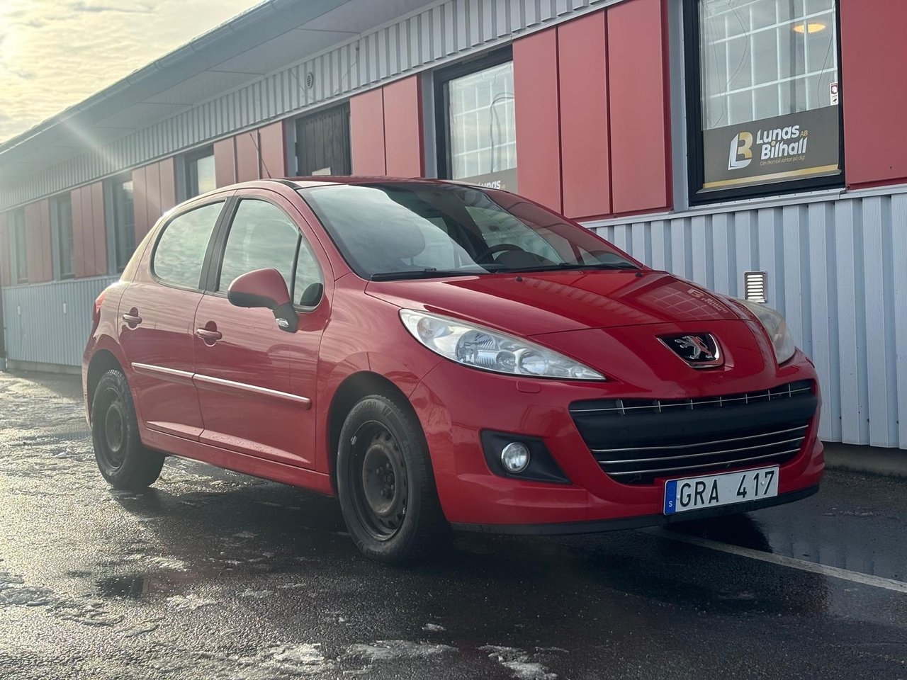 Peugeot 207 2011, photo 5/20