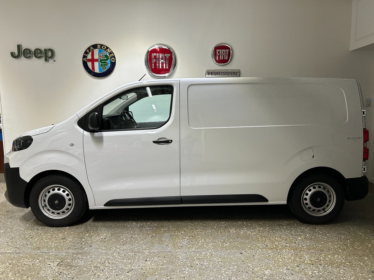 Fiat Scudo 2024, bild 2/10