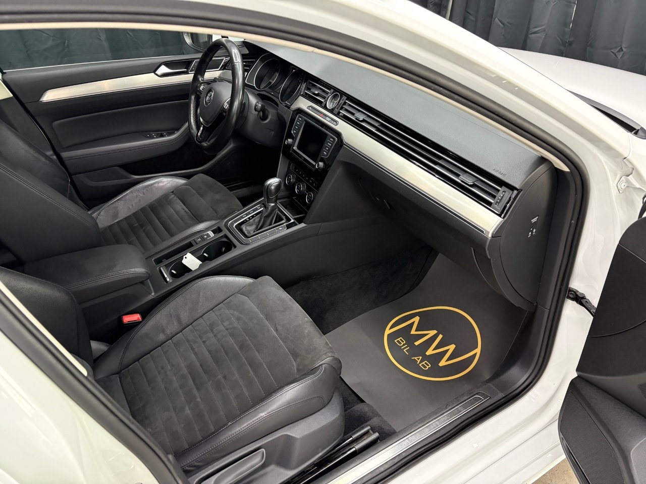 Volkswagen Passat 2017, kuva 6/14