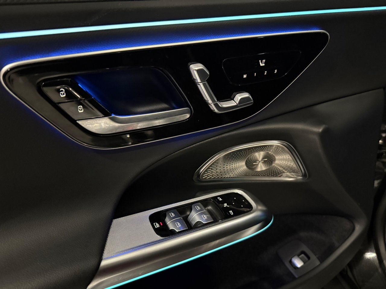 Mercedes-Benz E 2024, photo 5/10