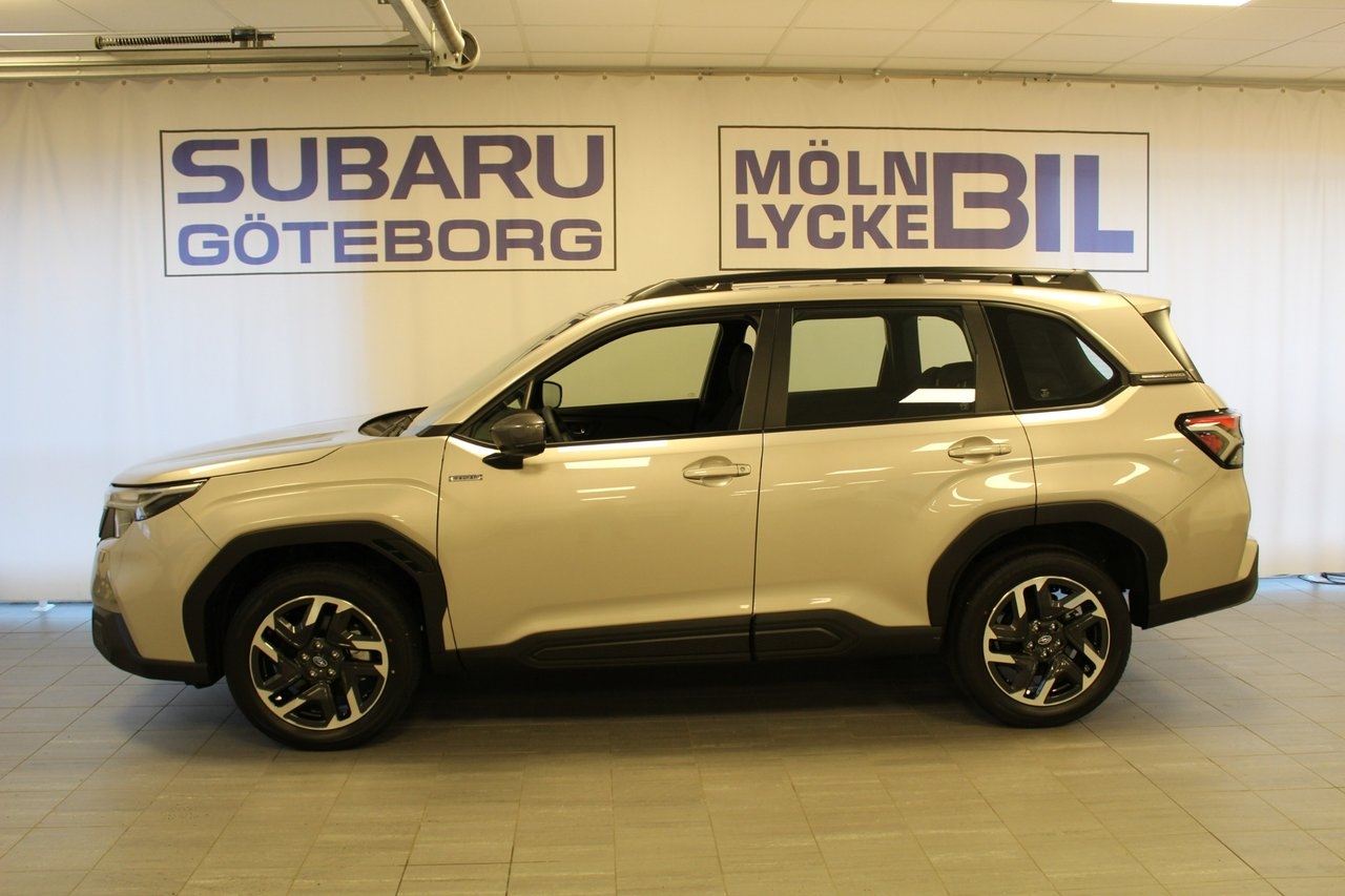 Subaru Forester 2.0i Adventure 2025, bild 3/7