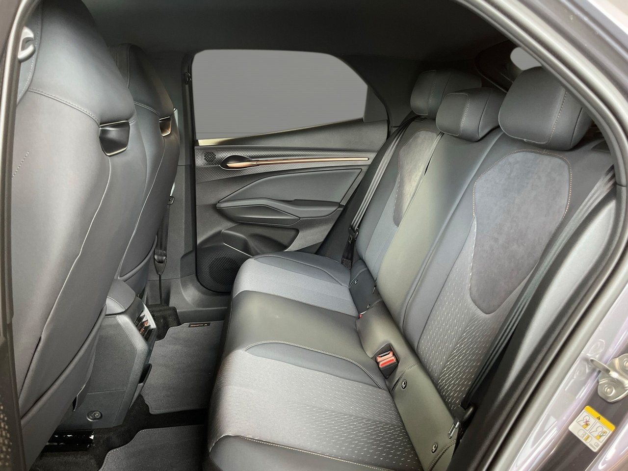 Cupra Raval 2026, photo 7/9