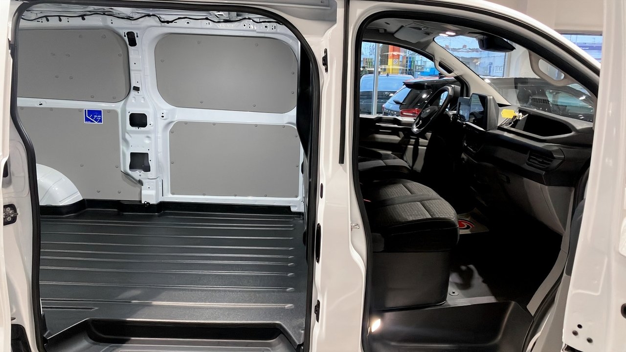 Ford Transit Custom 2025, bild 5/9