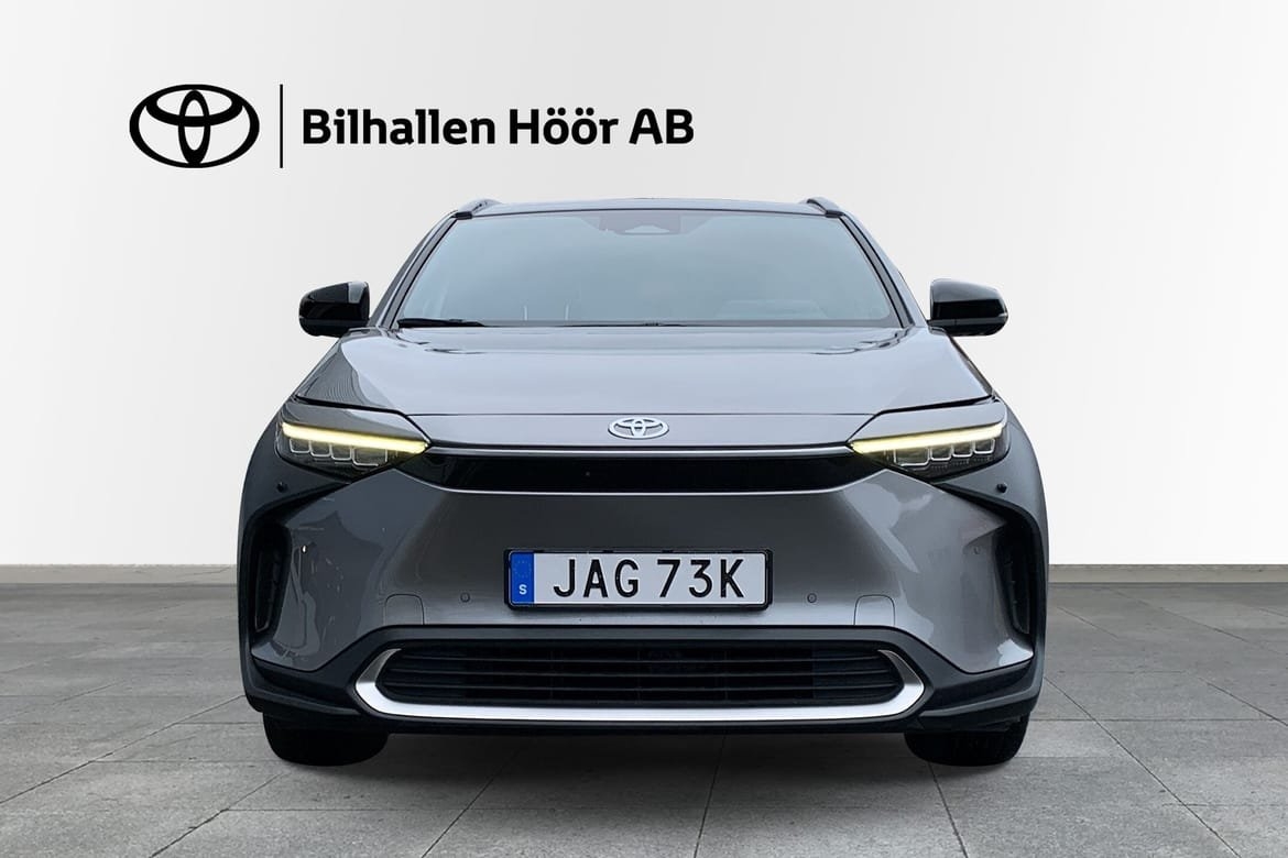 Toyota bZ4X 71.4 kWh AWD Executive JBL 2023, bild 6/11