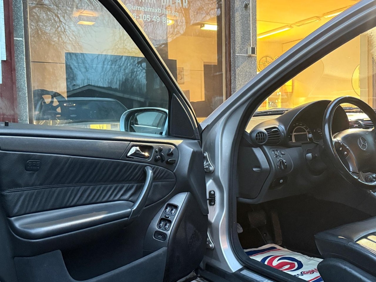 Mercedes-Benz C 32 AMG Avantgarde 2001, bild 6/19