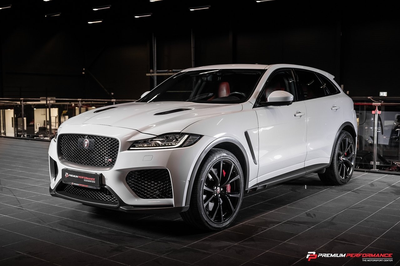Jaguar F-Pace SVR 550hk V8 SVENSKSÅLD 2020, kuva 2/28
