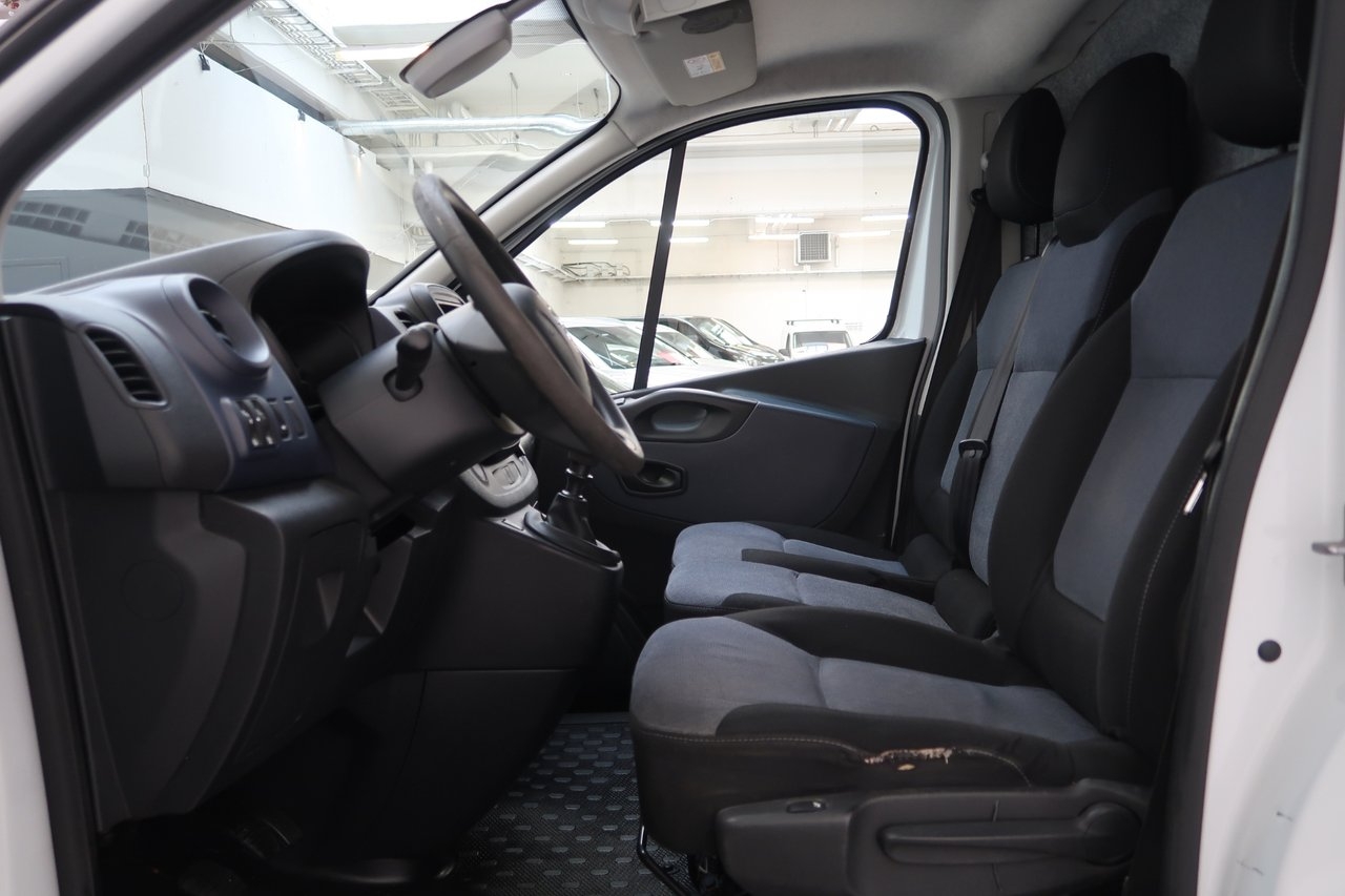 Opel Vivaro 2017, kuva 5/10