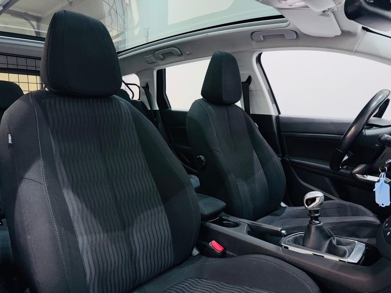 Peugeot 308 2015, bild 6/19
