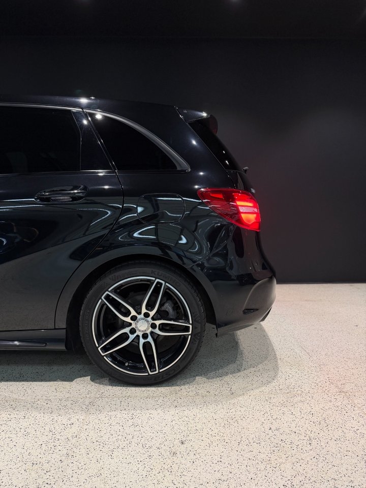 Mercedes-Benz B 180 d AMG Sport 2016, bild 4/14