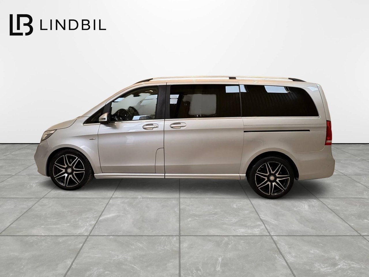 Mercedes-Benz V 2017, bild 7/10
