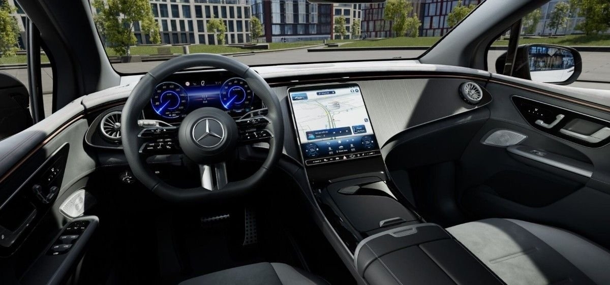 Mercedes-Benz EQE SUV 2026, bild 7/7