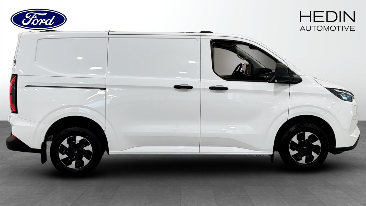 Ford E-Custom WLTP 218hk TREND L1 2026, bild 6/10