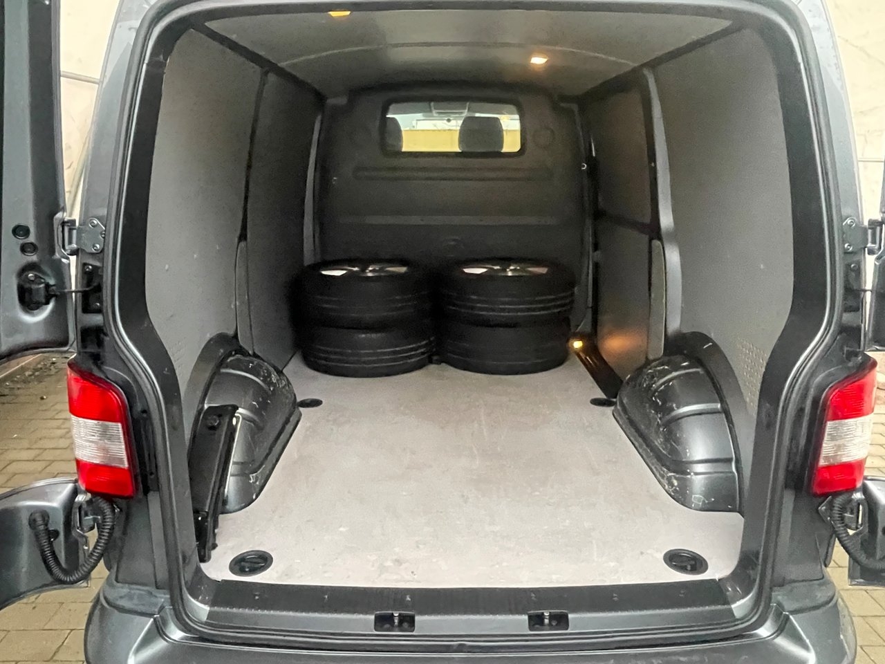 Volkswagen Transporter 2011, bild 5/10
