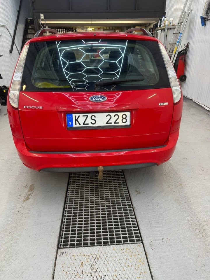 Ford Focus 2011, bild 4/10