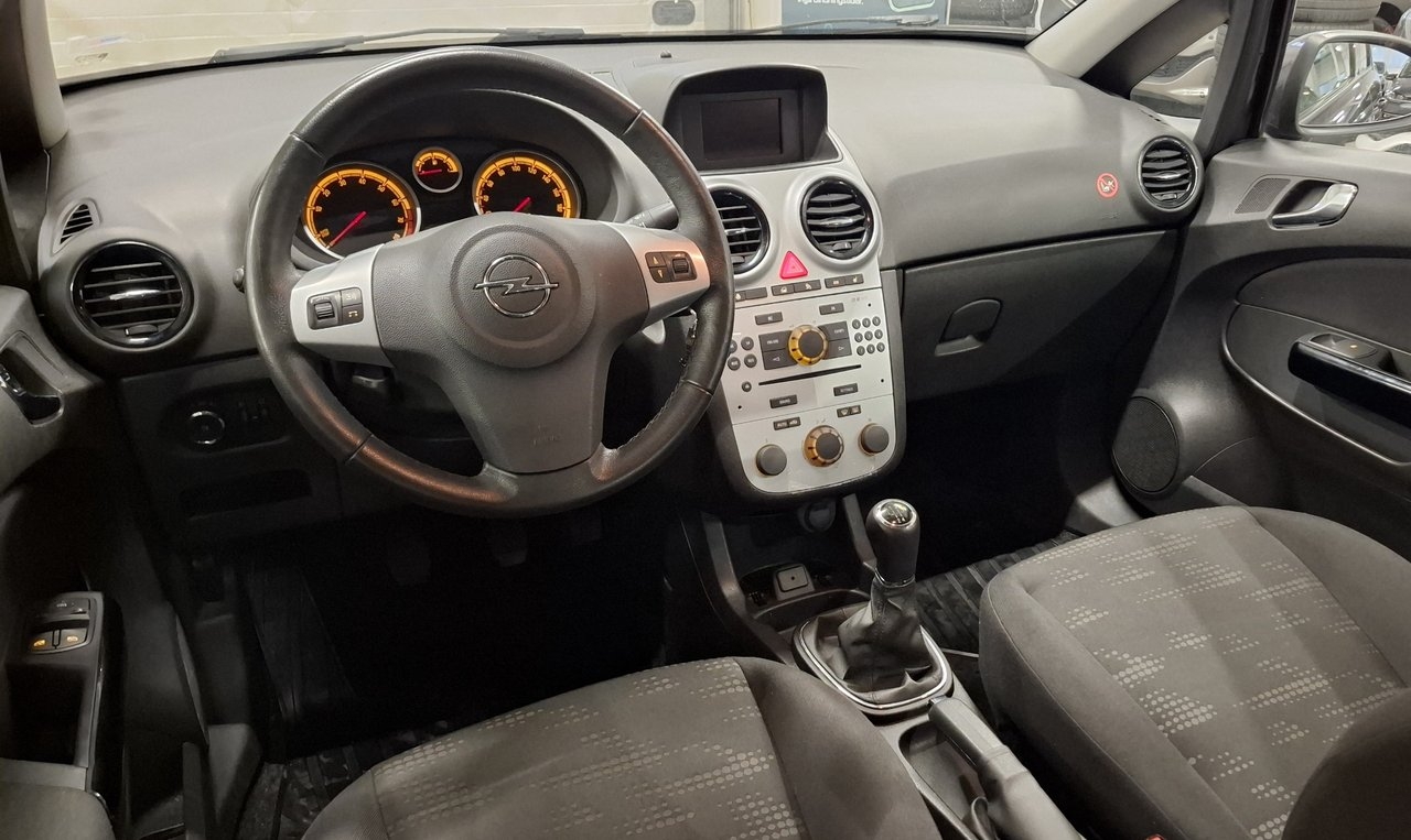 Opel Corsa 2012, kuva 2/10