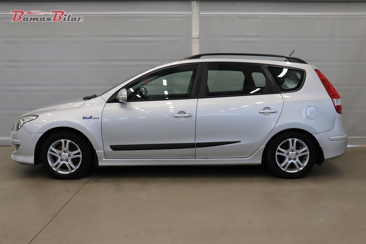 Hyundai i30 2011, bild 2/10