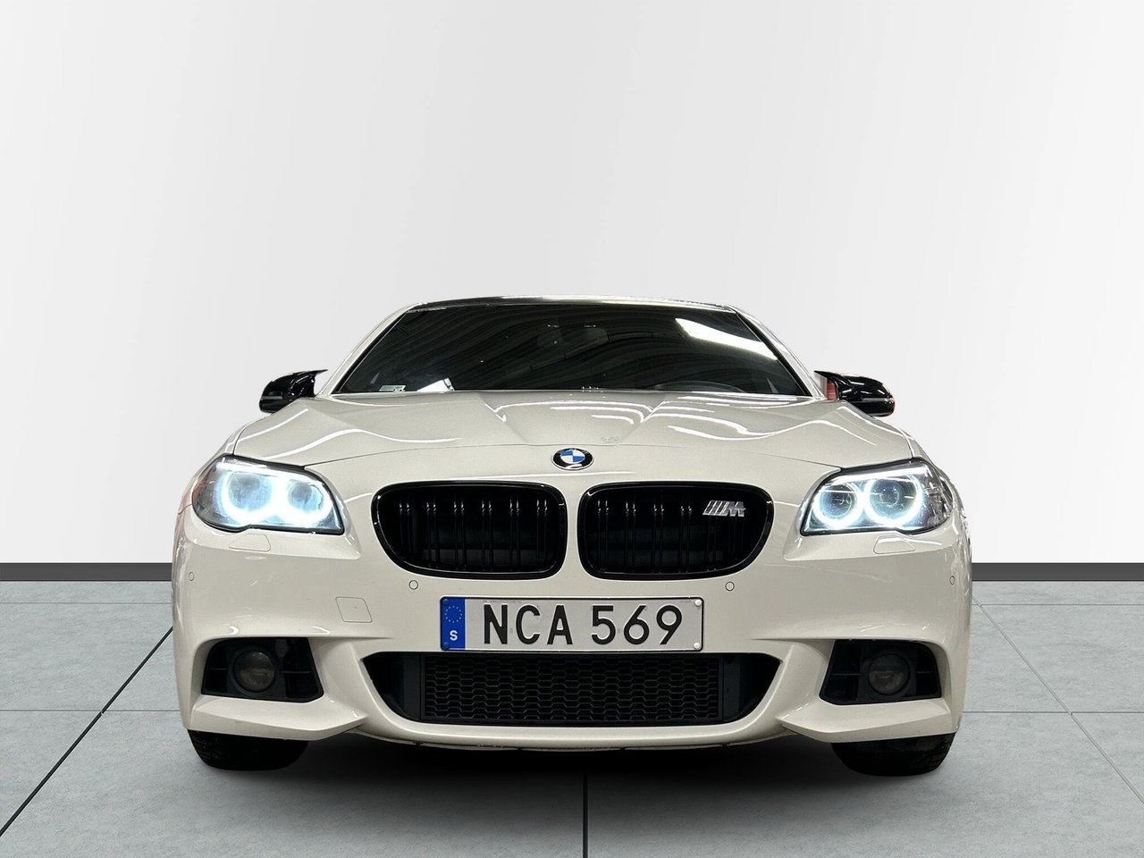 BMW 530 2015, bild 2/22