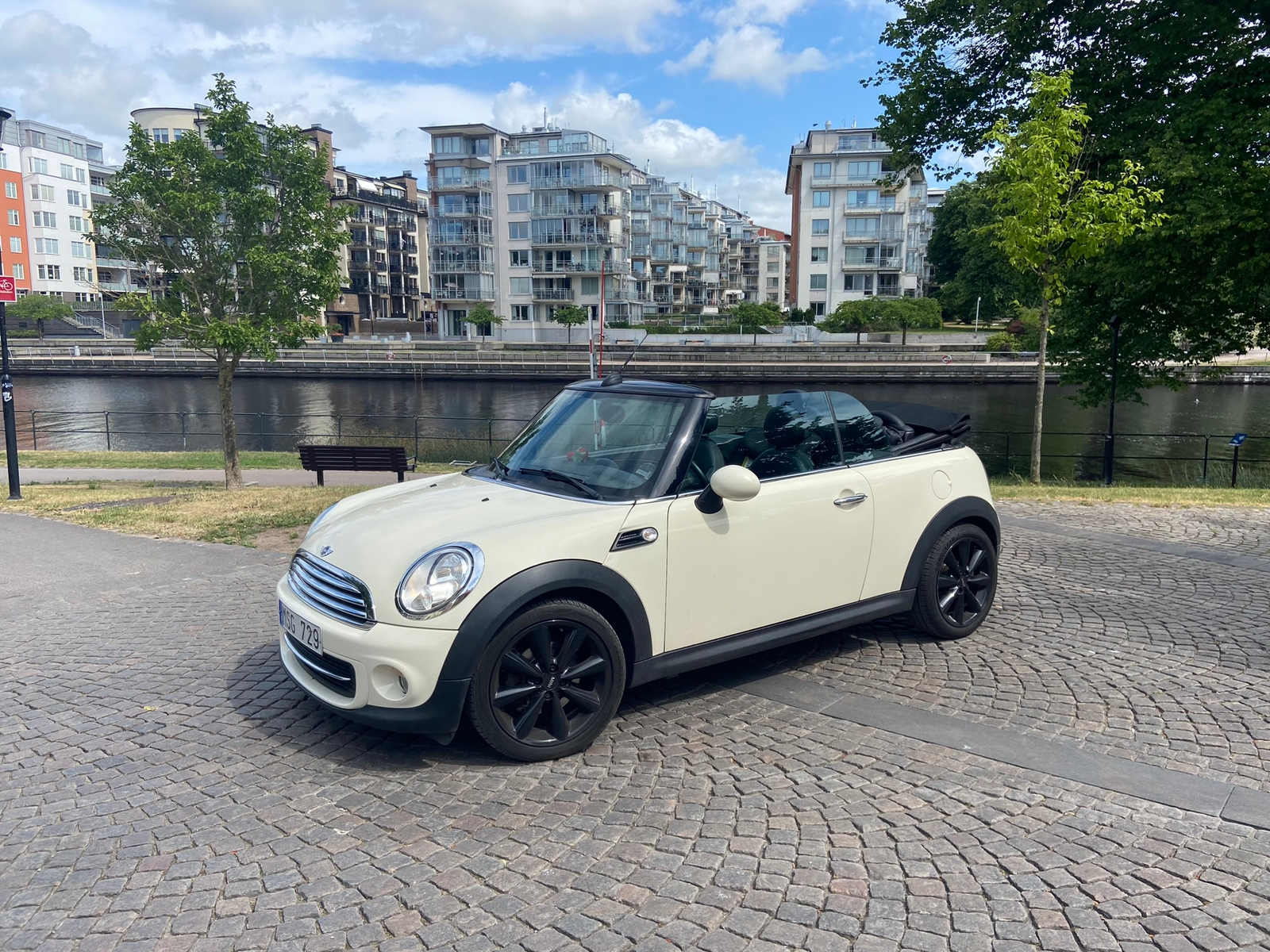 MINI Cooper Convertible Manuell 2012, bild 5/6