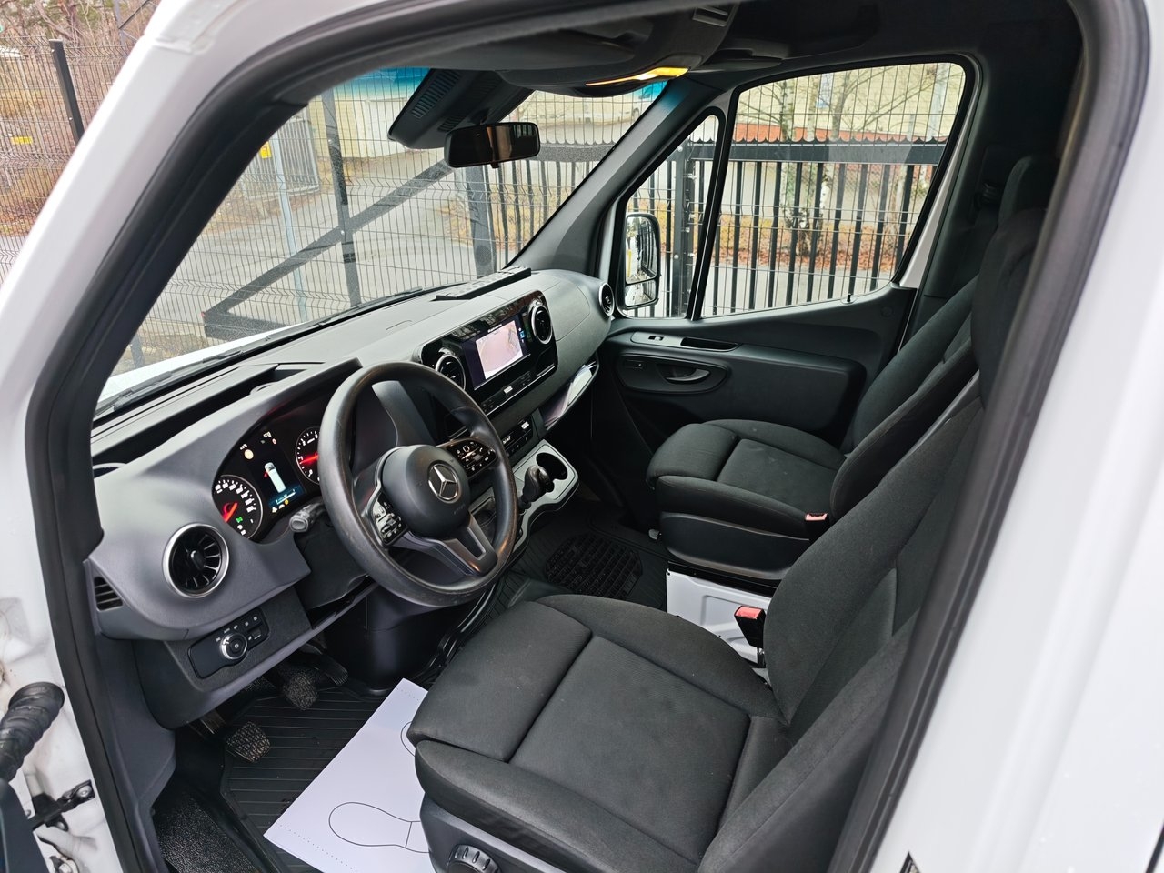Mercedes-Benz Sprinter 2021, bild 6/15