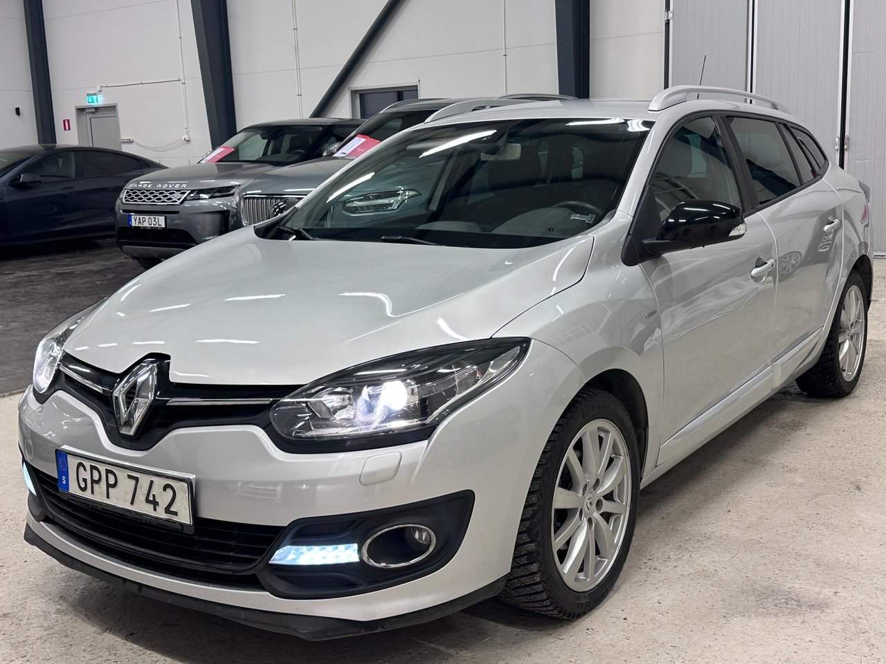 Renault Megane 2015, photo 4/25