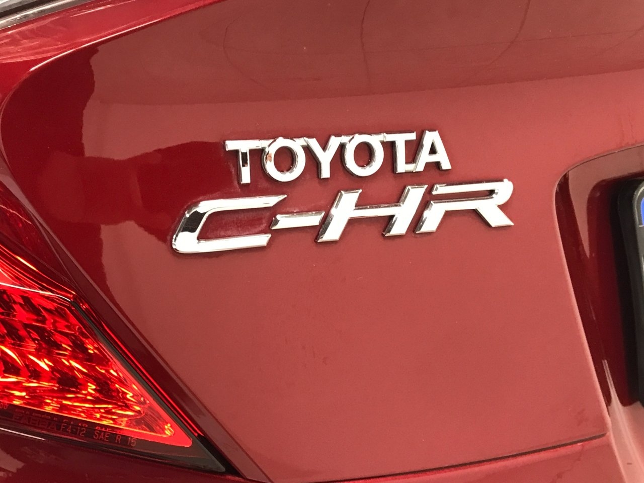 Toyota C-HR 2019, bild 6/21