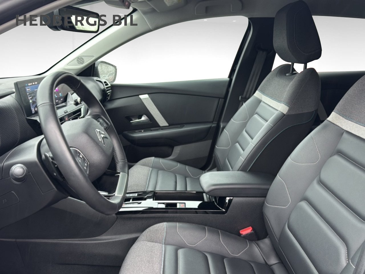 Citroen C4 1.2 PureTech 131HK 2024, kuva 7/10