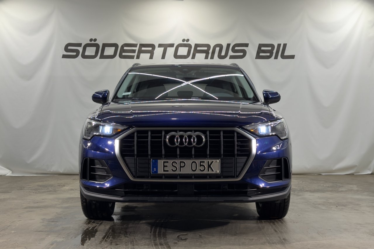 Audi Q3 45 TFSI e COCKPIT MOMSBIL 2022, bild 4/10