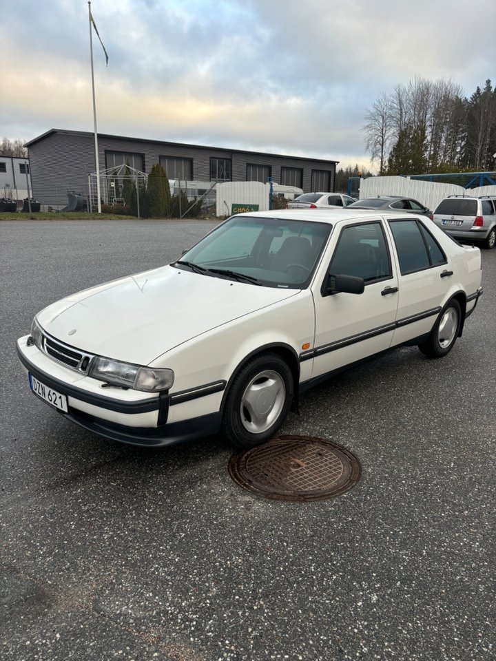 Saab 9000 CS 2.0 CSE 1997, bild 4/20