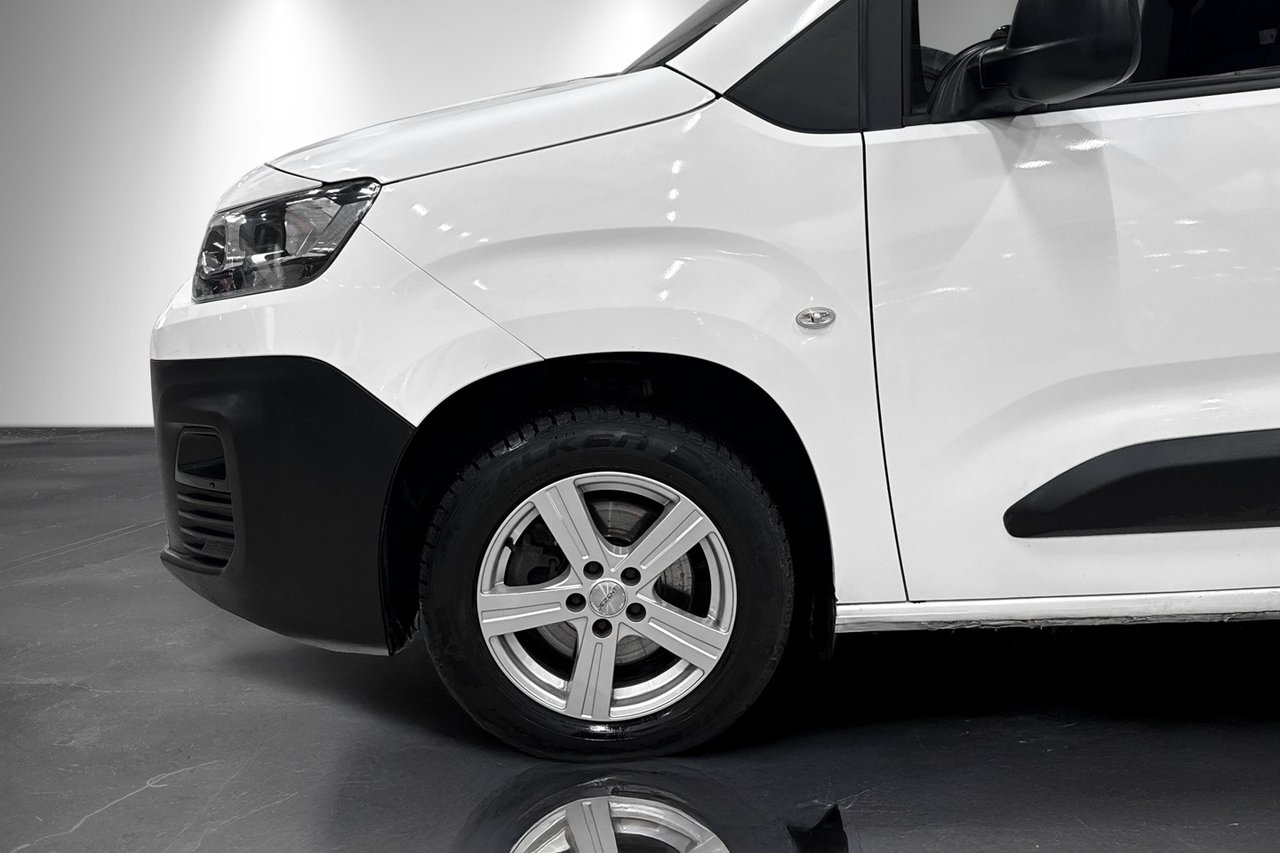 Citroen Berlingo 2021, bild 2/26