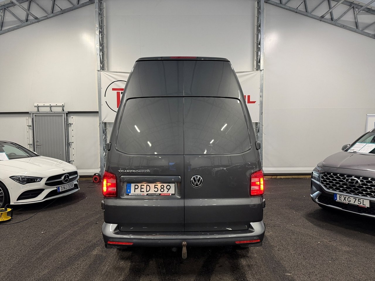 Volkswagen Transporter 2018, bild 6/10