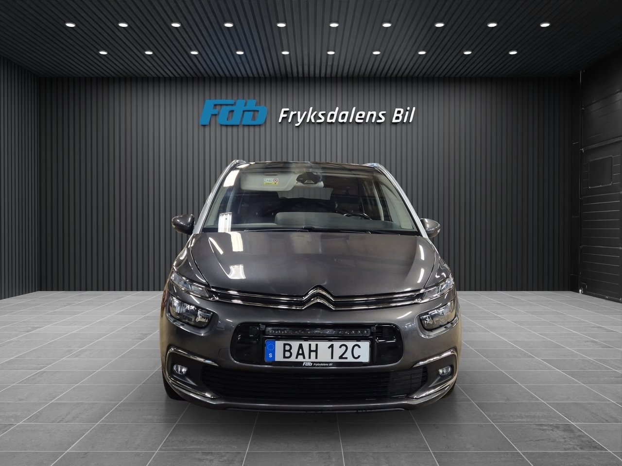 Citroen Grand C4 Picasso 2020, bild 2/17