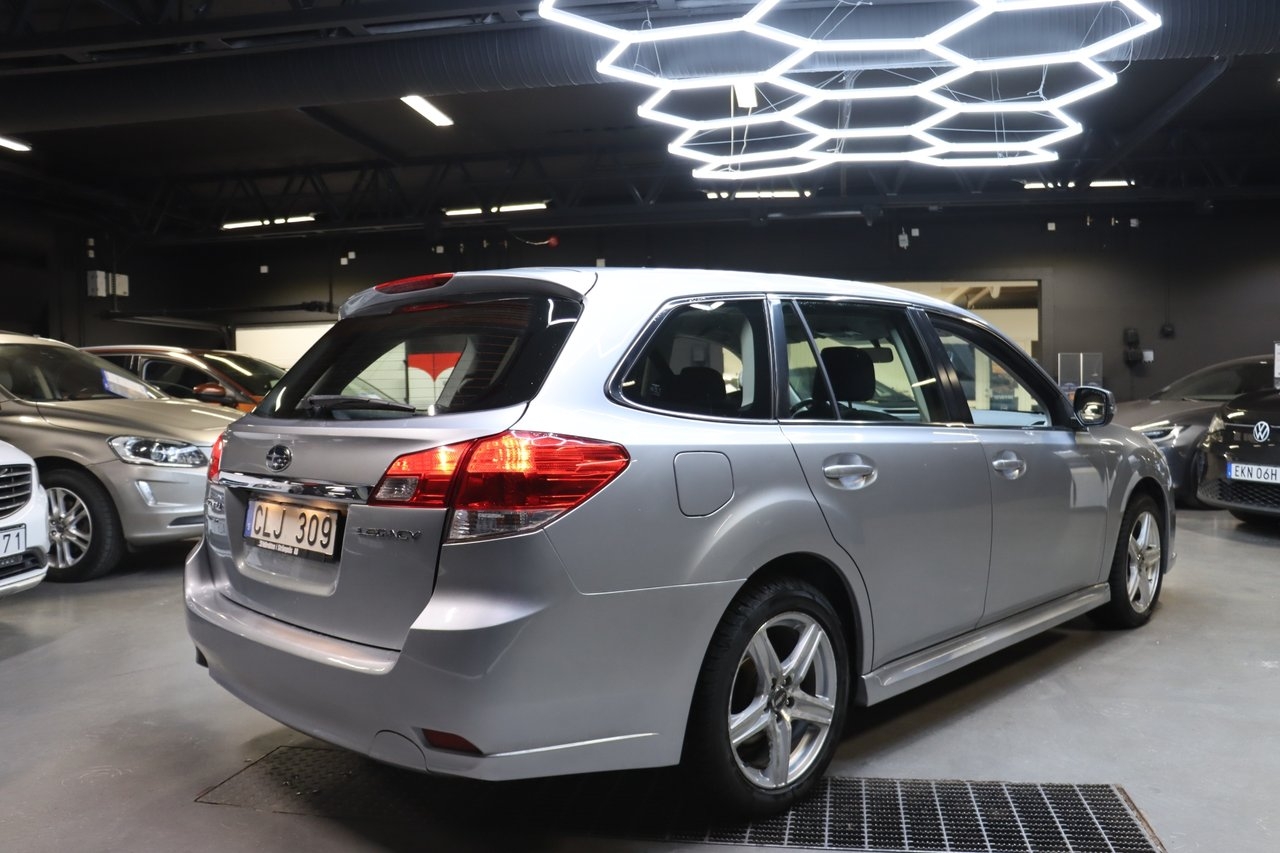 Subaru Legacy 2013, bild 7/10