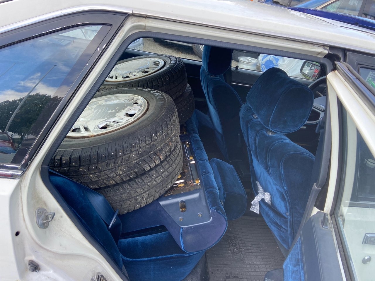 Toyota Camry Liftback 2.0 besiktigas 1985, bild 7/9