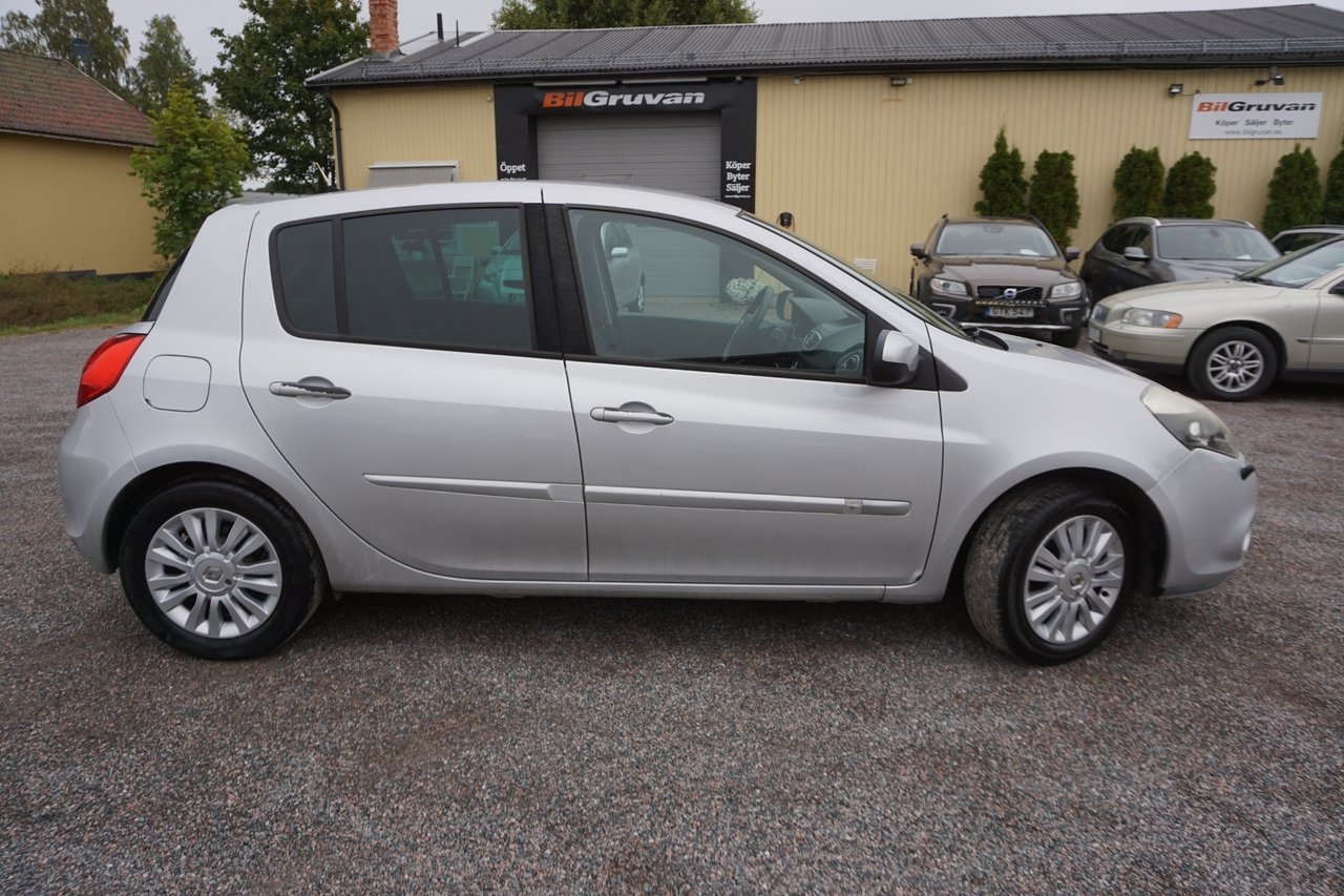 Renault Clio 2010, bild 2/7