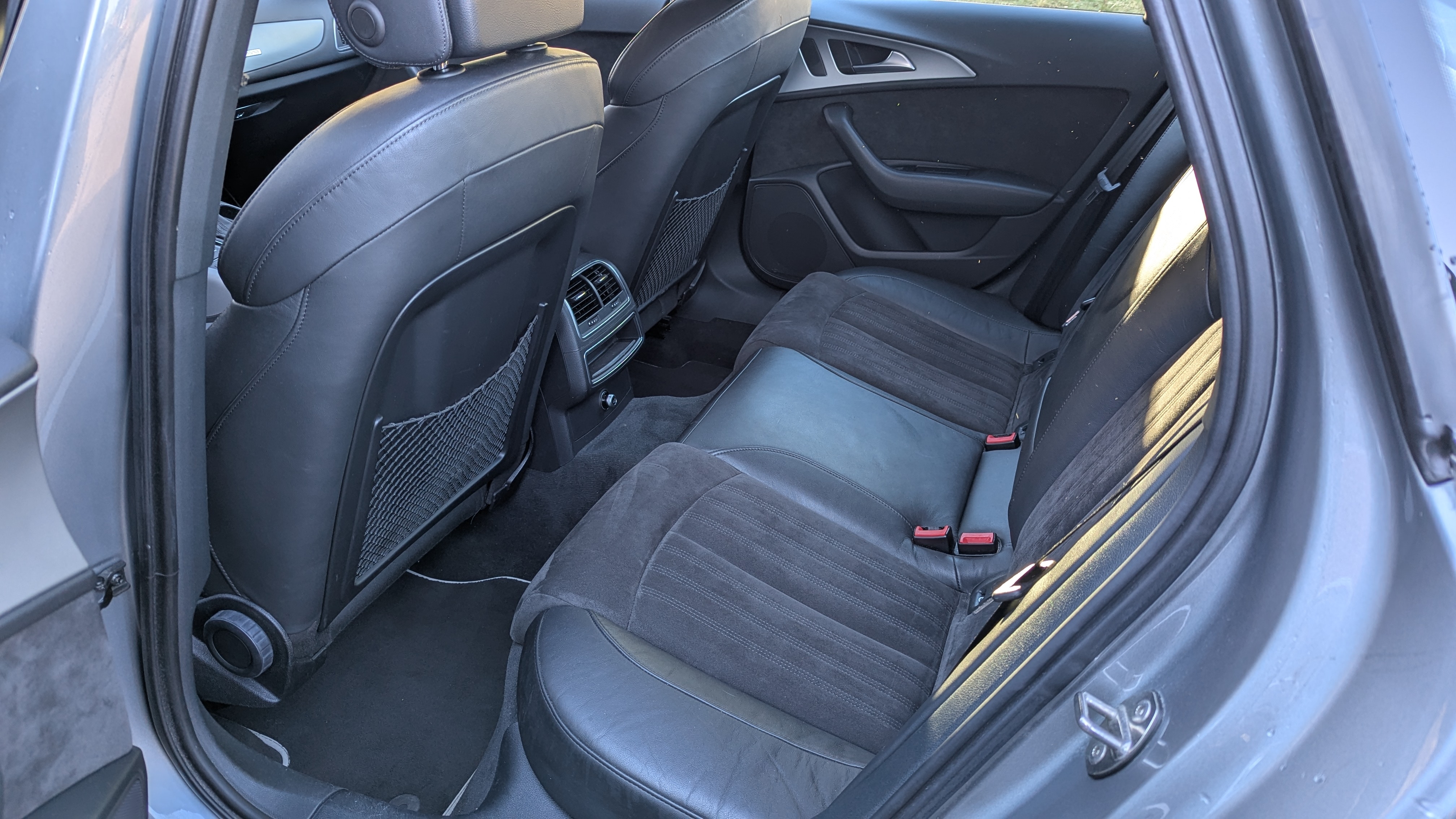Audi A6 2013, bild 7/8